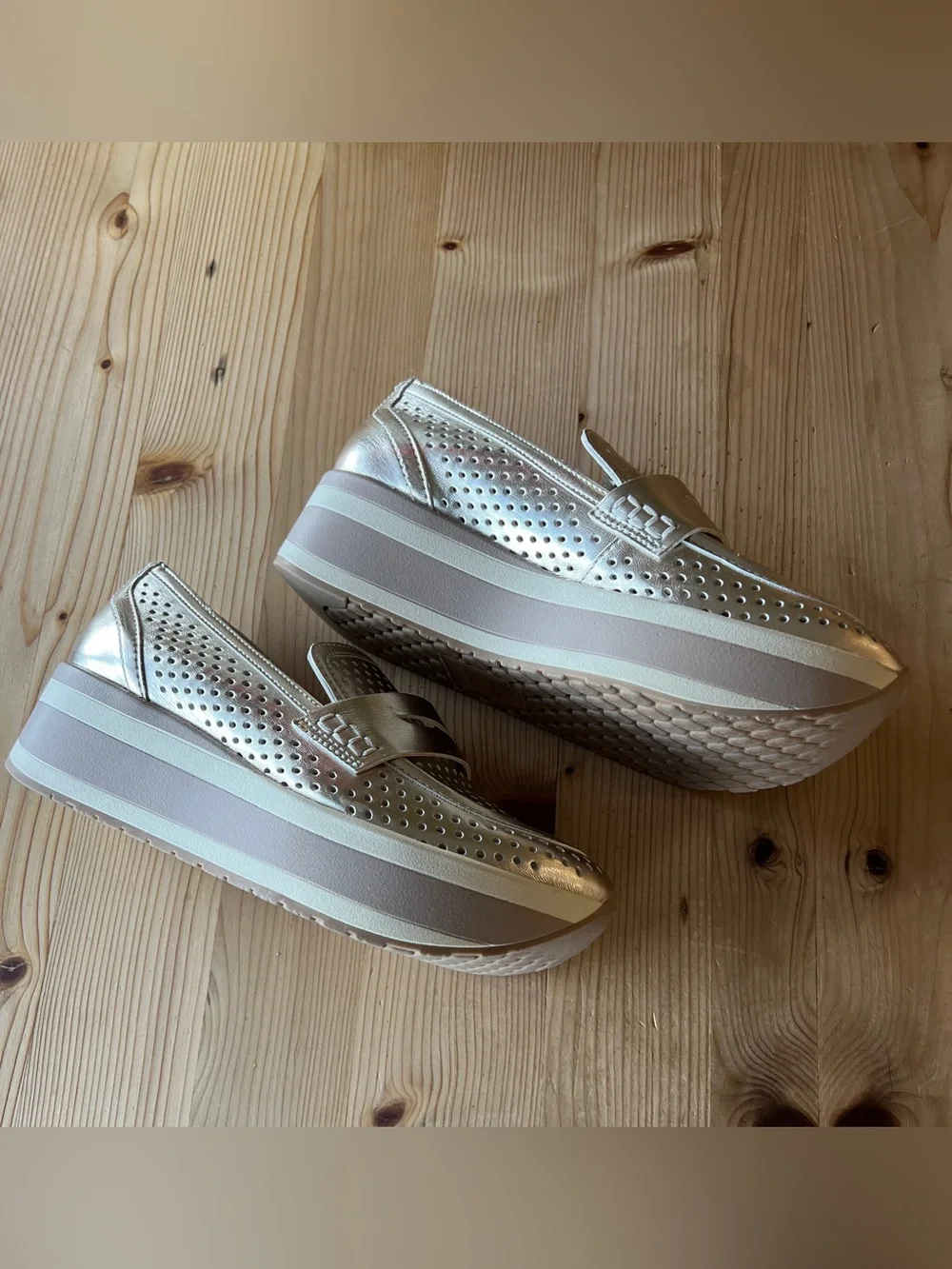 Dolce Vita Janine Perforated Platform Loafers - Sz 7
